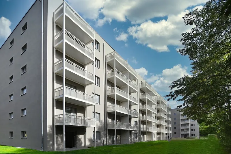 2-Raum-Whg. im Neubaugebiet Hoyerswerdaer Str. 41, 4.OG - einkommensabhängige Vermietung ohne WBS — photo 1